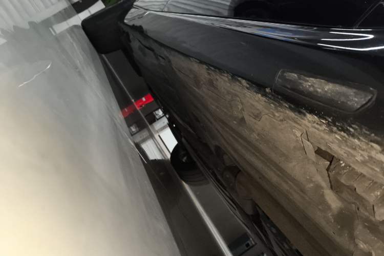 Used BMW X5 2022 Restyled xDrive 30Li M Sport Package Right Side Sill