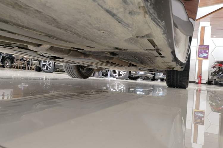Used BMW X5 2022 Restyled xDrive 40Li M Sport Package Right Side Sill