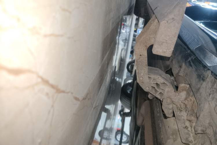 Used BMW X5 2022 xDrive30i M Sport Package Right Side Sill