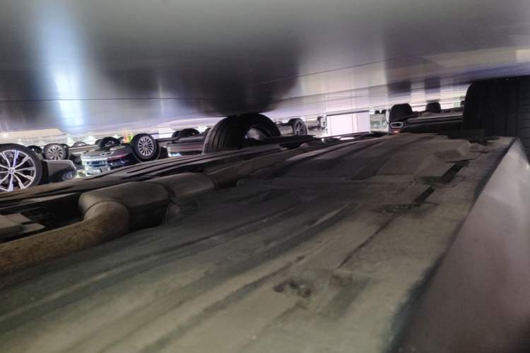 Used BMW X5 2022 Restyled xDrive 40Li M Sport Package Right Side Sill