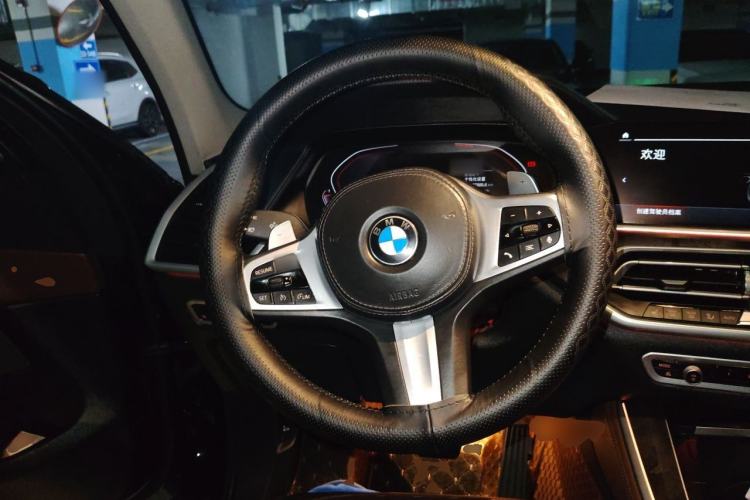 Used BMW X5 2022 xDrive40i M Sport Package Steering Wheel