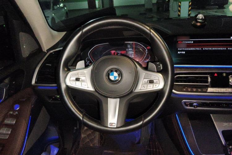 Used BMW X5 2022 xDrive 30Li M Sport Package Steering Wheel