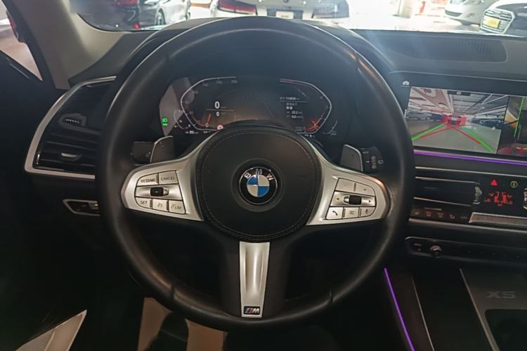 Used BMW X5 2022 Restyled xDrive 30Li M Sport Package Steering Wheel