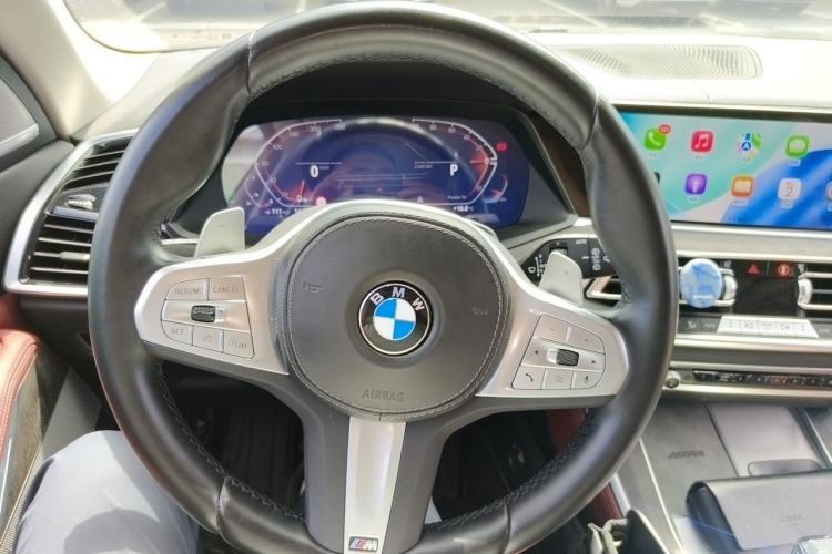 Used BMW X5 2022 Restyled xDrive 30Li Luxury Version M Sport Package Steering Wheel