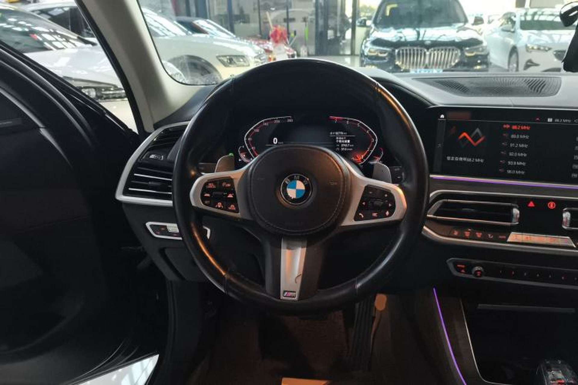 Used BMW X5 2022 xDrive40i Luxury Edition M Sport Package Steering Wheel
