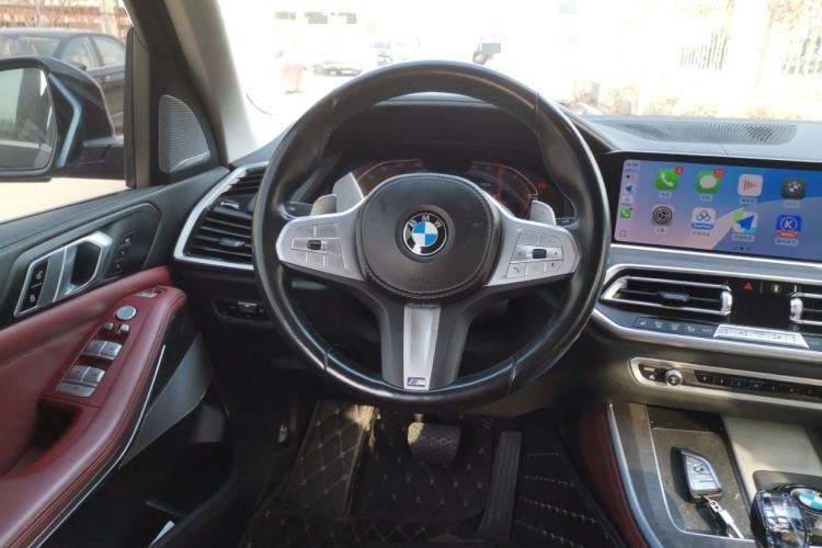 Used BMW X5 2022 xDrive 30Li Luxury M Sport Package Steering Wheel
