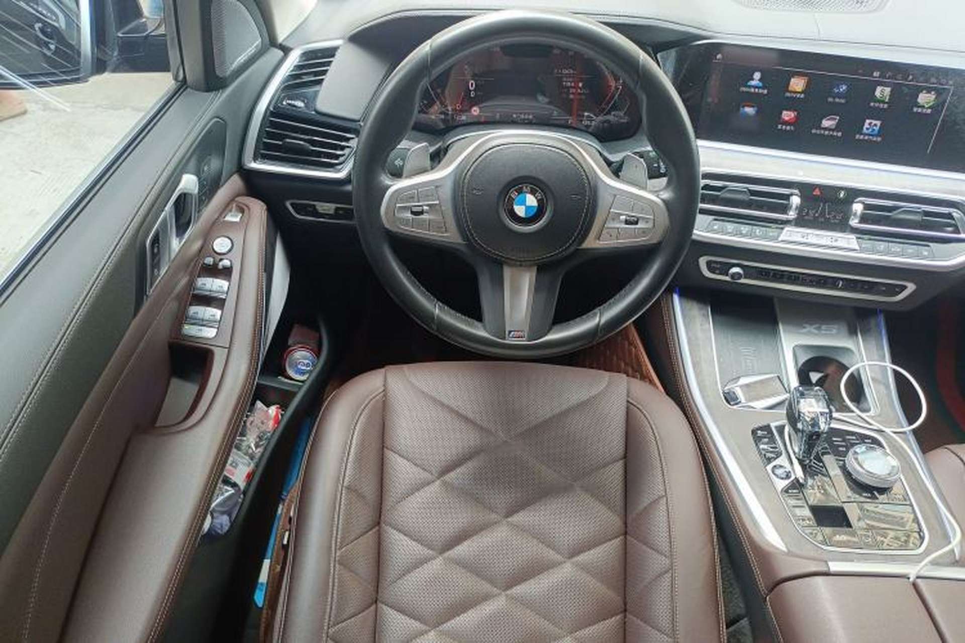 Used BMW X5 2022 xDrive 30Li Luxury M Sport Package Steering Wheel