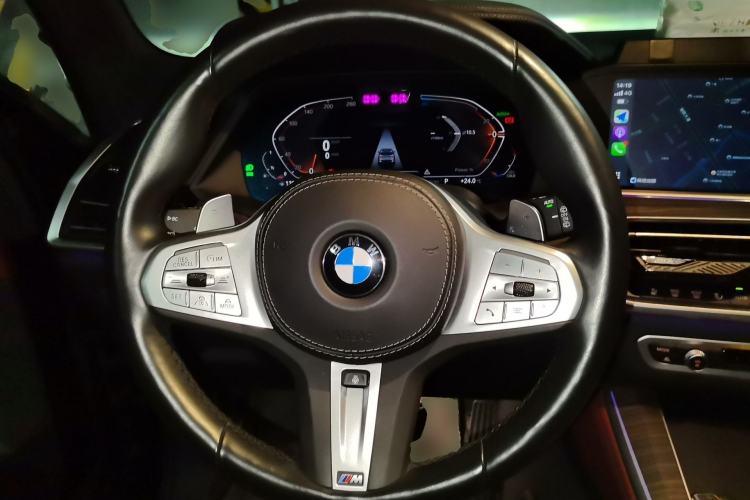 Used BMW X5 2022 Restyled xDrive 40Li Luxury Edition M Sport Package Steering Wheel