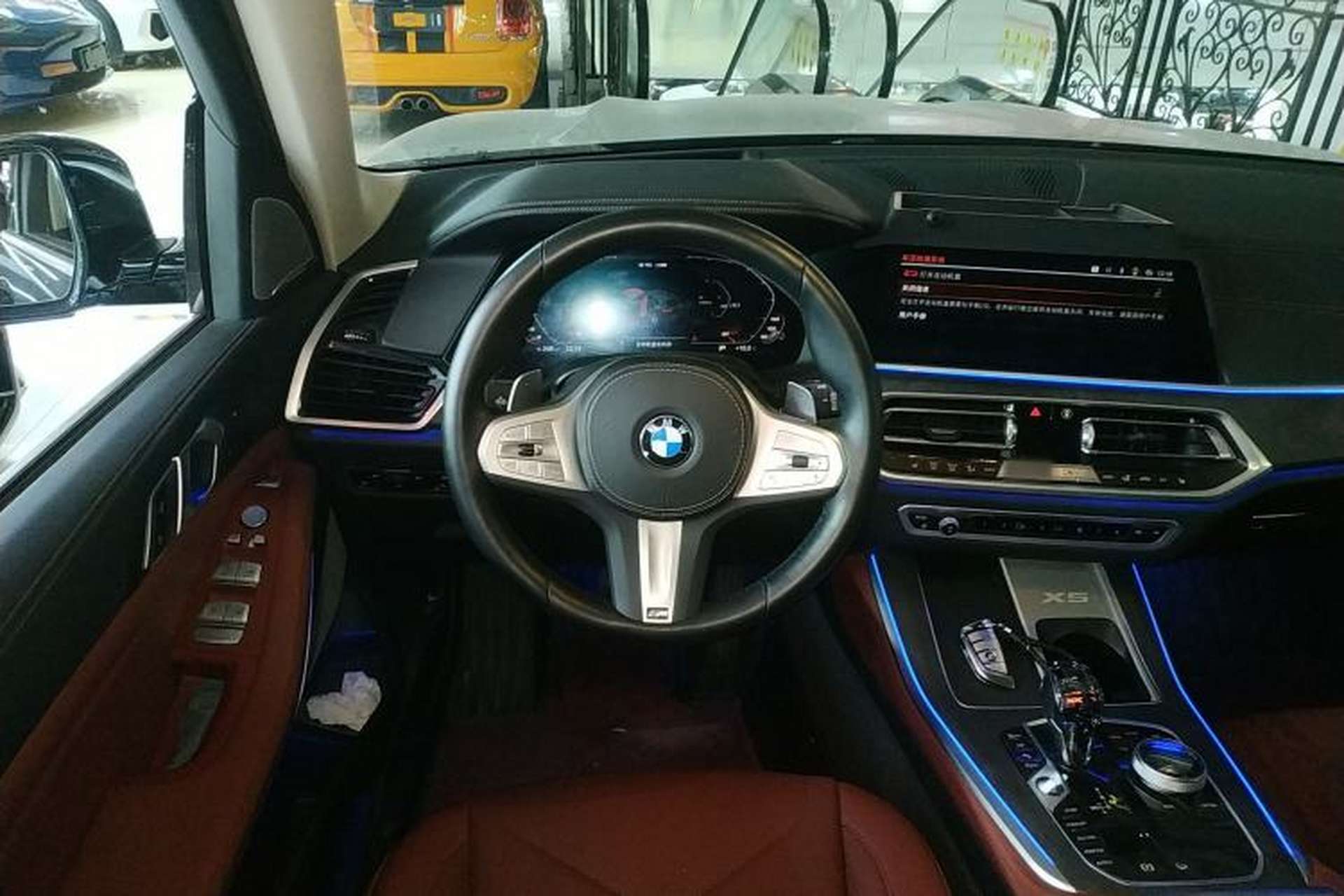 Used BMW X5 2022 Restyled xDrive 30Li Luxury Version M Sport Package Steering Wheel
