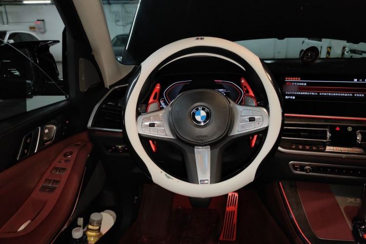 Used BMW X5 2022 xDrive 30Li M Sport Package Steering Wheel