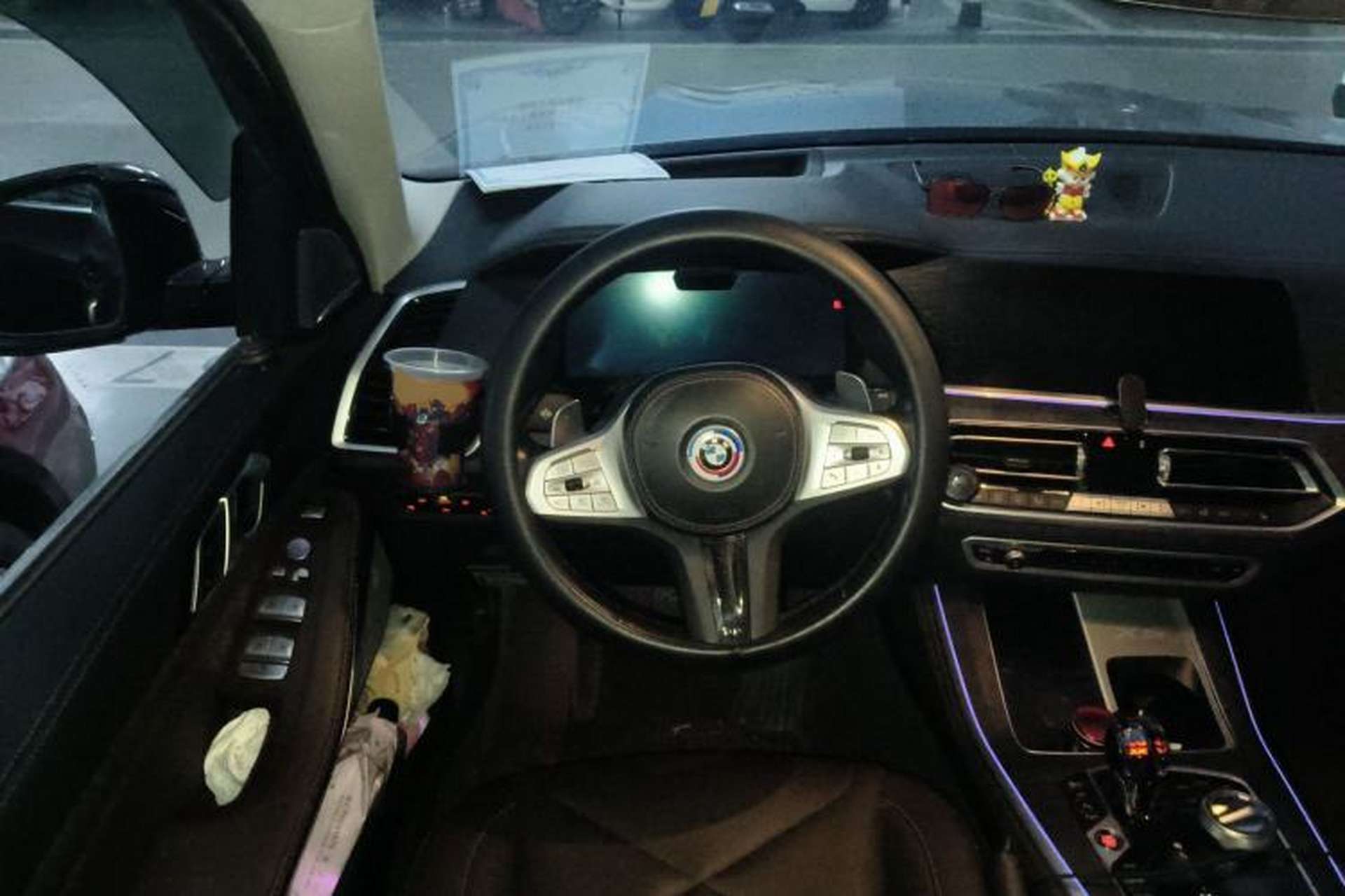Used BMW X5 2022 Restyled xDrive 30Li Luxury Version M Sport Package Steering Wheel