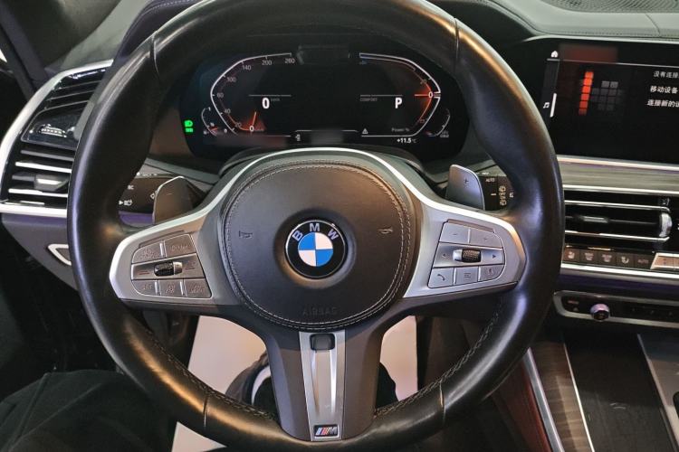 Used BMW X5 2022 xDrive 40Li Luxury Edition M Sport Package Steering Wheel