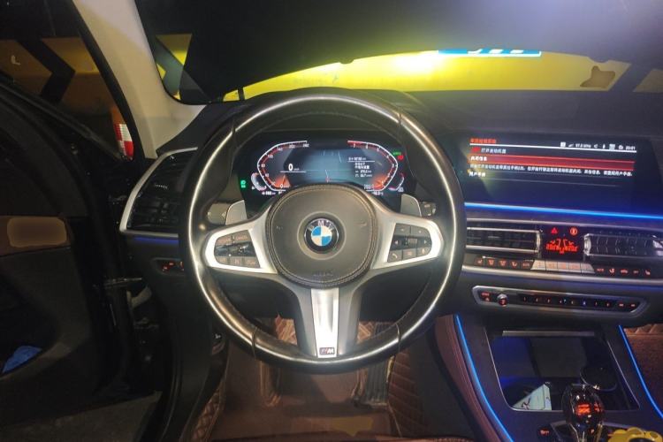 Used BMW X5 2022 xDrive30i M Sport Package Steering Wheel