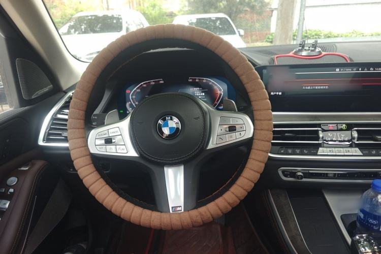 Used BMW X5 2022 Restyled xDrive 30Li Luxury Version M Sport Package Steering Wheel