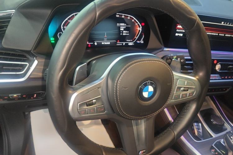 Used BMW X5 2022 Restyled xDrive 40Li M Sport Package Steering Wheel