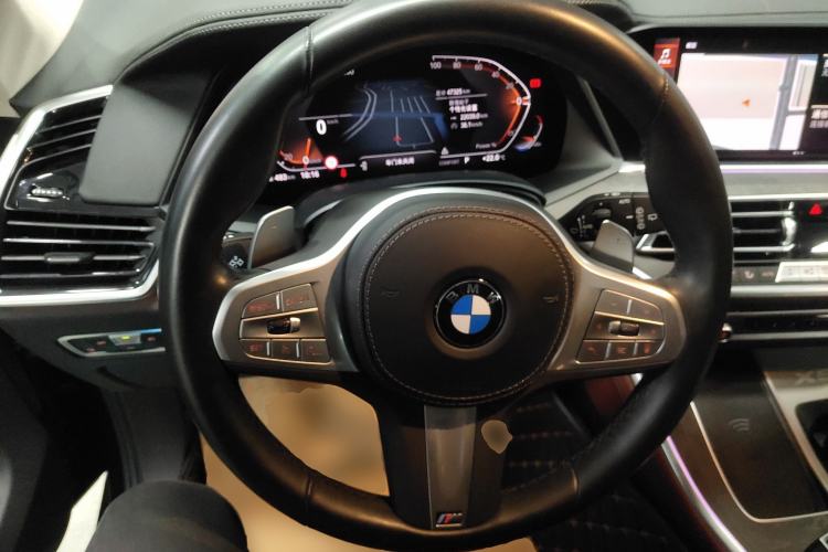 Used BMW X5 2022 Restyled xDrive 30Li M Sport Package Steering Wheel