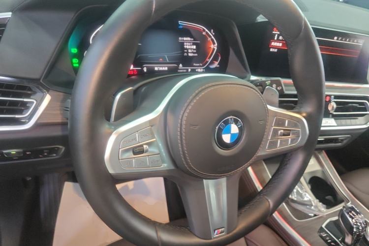 Used BMW X5 2022 Restyled xDrive 40Li M Sport Package Steering Wheel