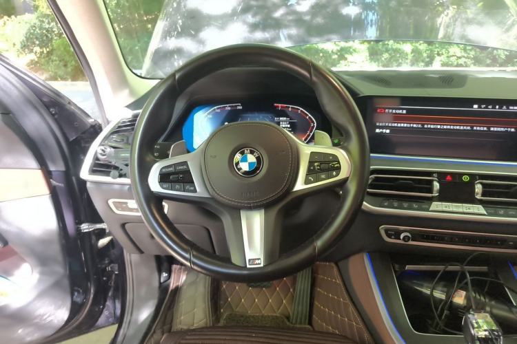 Used BMW X5 2022 xDrive40i M Sport Package Steering Wheel
