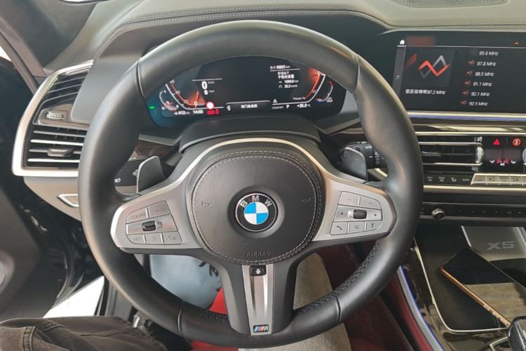 Used BMW X5 2022 Restyled xDrive 40Li M Sport Package Steering Wheel