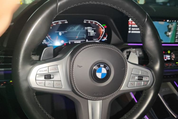 Used BMW X5 2022 xDrive 40Li M Sport Package Steering Wheel