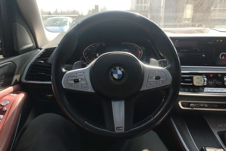 Used BMW X5 2022 Restyled xDrive 30Li Luxury Version M Sport Package Steering Wheel