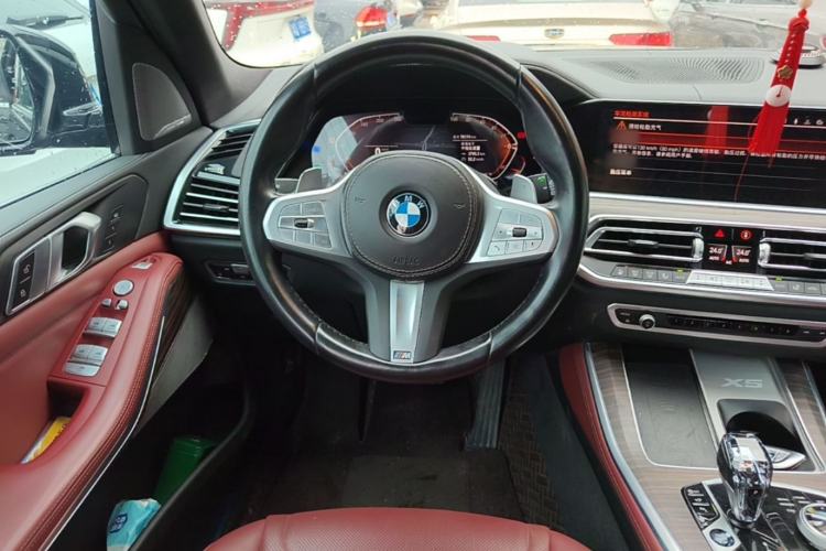 Used BMW X5 2022 Restyled xDrive 40Li M Sport Package Steering Wheel