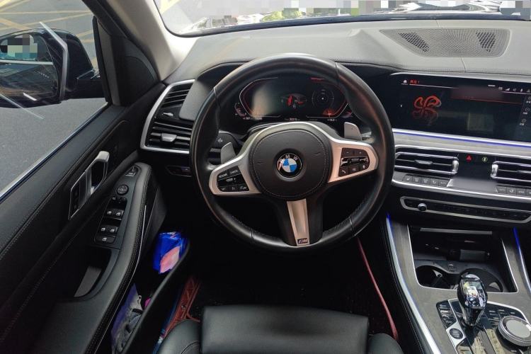 Used BMW X5 2022 xDrive30i M Sport Package Steering Wheel