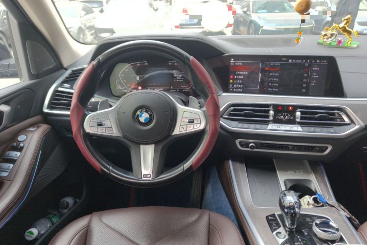 Used BMW X5 2022 Restyled xDrive 30Li M Sport Package Steering Wheel