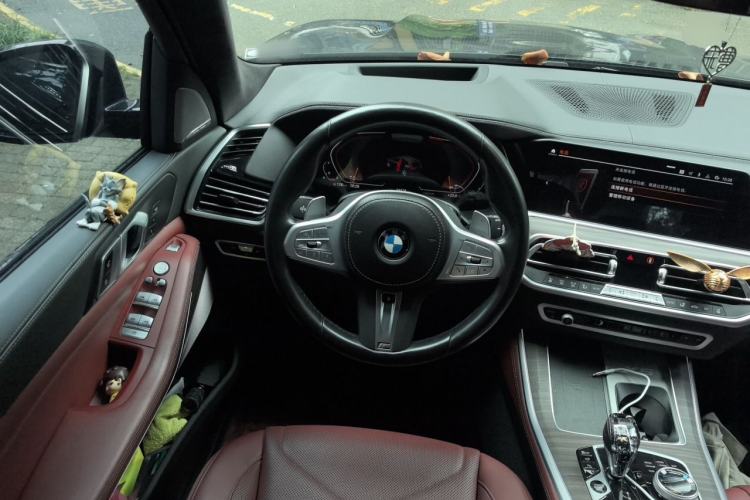 Used BMW X5 2022 Restyled xDrive 40Li Luxury Edition M Sport Package Steering Wheel
