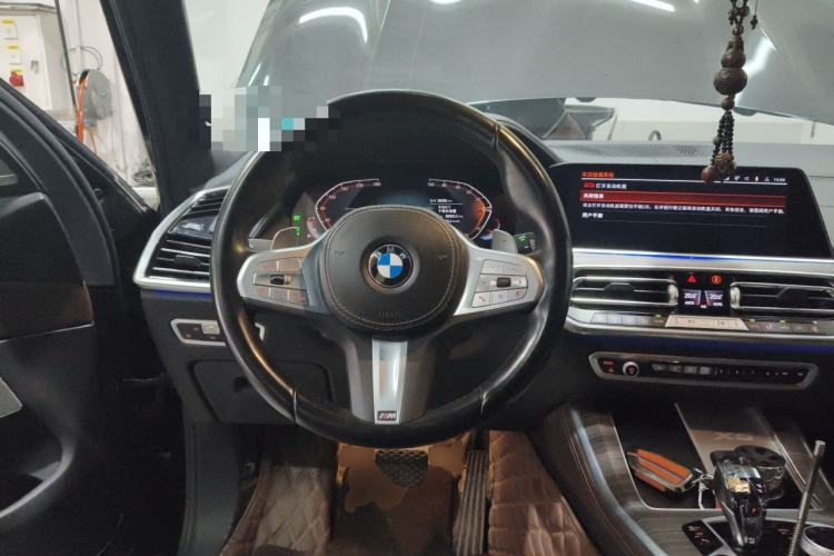 Used BMW X5 2022 Restyled xDrive 40Li M Sport Package Steering Wheel