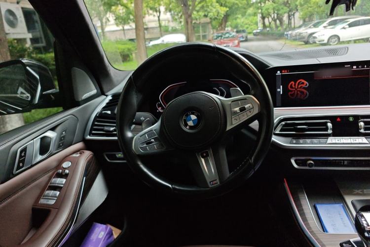 Used BMW X5 2022 Restyled xDrive 40Li M Sport Package Steering Wheel