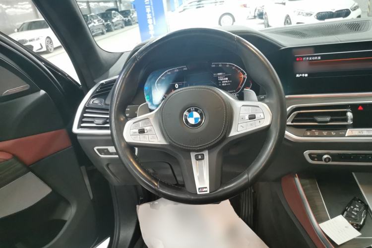 Used BMW X5 2022 Restyled xDrive 40Li Luxury Edition M Sport Package Steering Wheel