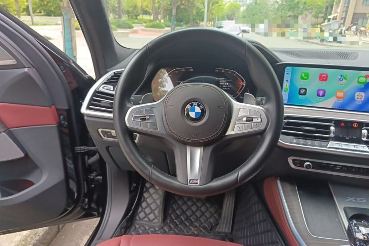 Used BMW X5 2022 xDrive 40Li M Sport Package Steering Wheel