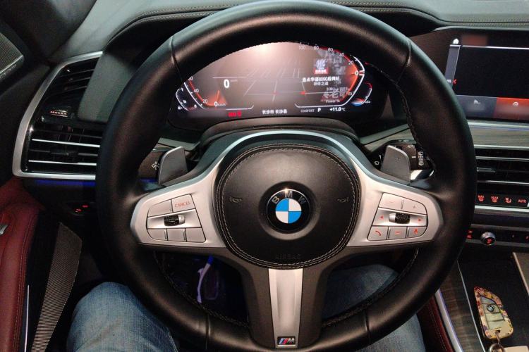Used BMW X5 2022 Restyled xDrive 40Li M Sport Package Steering Wheel