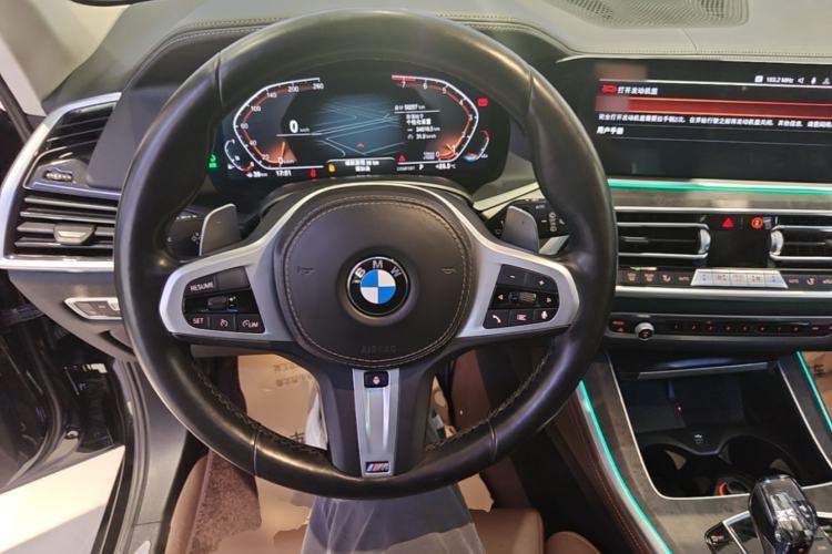 Used BMW X5 2022 xDrive30i M Sport Package Steering Wheel