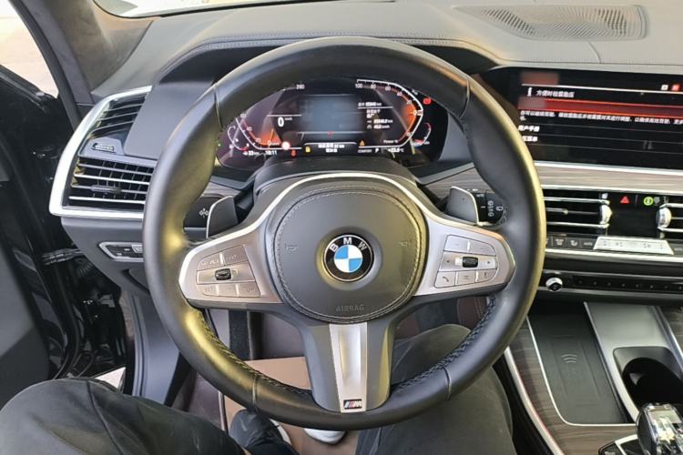 Used BMW X5 2022 Restyled xDrive 40Li M Sport Package Steering Wheel