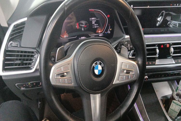 Used BMW X5 2022 xDrive 30Li M Sport Package Steering Wheel