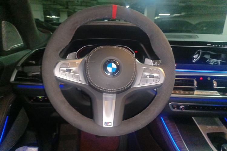 Used BMW X5 2022 Restyled xDrive 40Li M Sport Package Steering Wheel