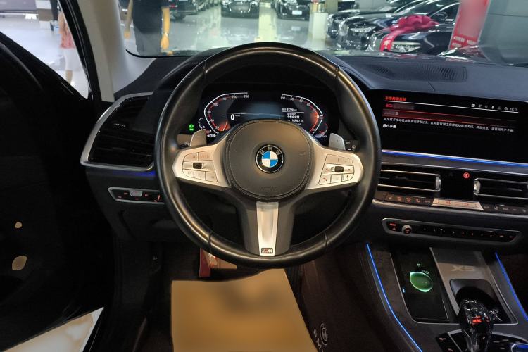Used BMW X5 2022 Restyled xDrive 30Li M Sport Package Steering Wheel