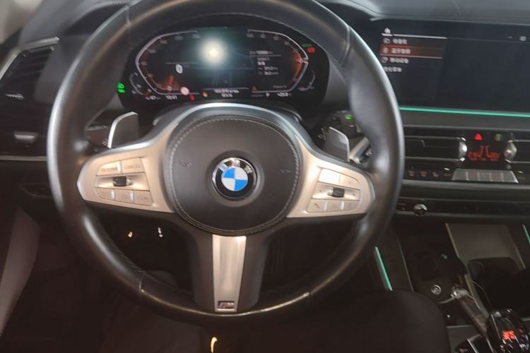 Used BMW X5 2022 xDrive 30Li Luxury M Sport Package Steering Wheel