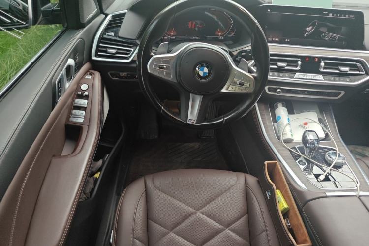 Used BMW X5 2022 Restyled xDrive 40Li M Sport Package Steering Wheel
