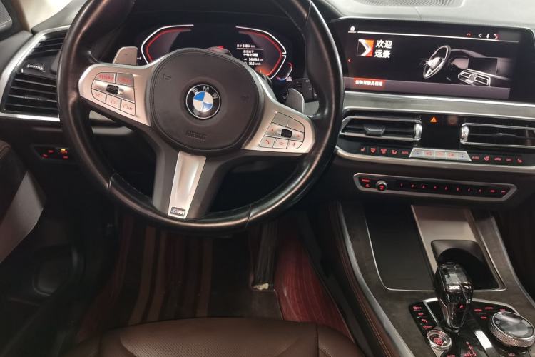 Used BMW X5 2022 xDrive 30Li M Sport Package Steering Wheel