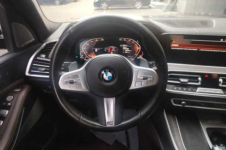 Used BMW X5 2022 Restyled xDrive 40Li M Sport Package Steering Wheel