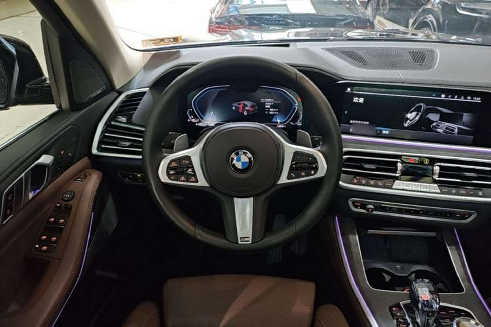 Used BMW X5 2022 xDrive40i Luxury Edition M Sport Package Steering Wheel