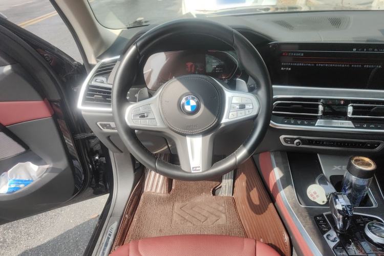 Used BMW X5 2022 Restyled xDrive 30Li Luxury Version M Sport Package Steering Wheel