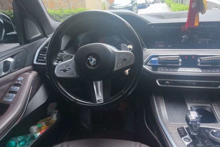 Used BMW X5 2022 Restyled xDrive 40Li M Sport Package Steering Wheel