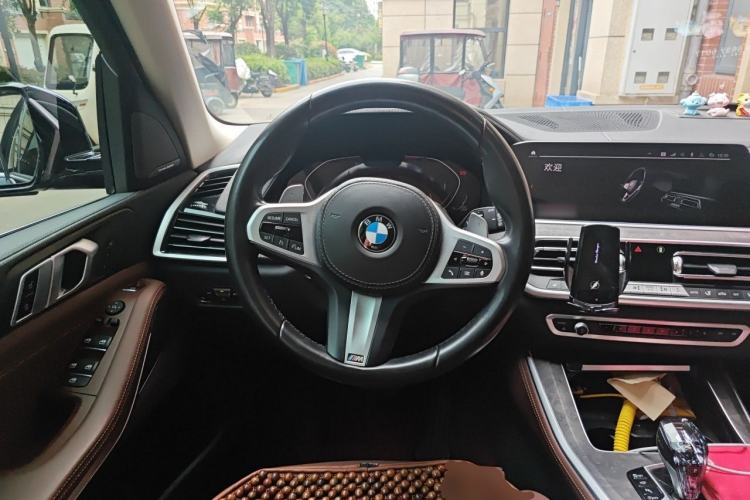 Used BMW X5 2022 xDrive40i M Sport Package Steering Wheel