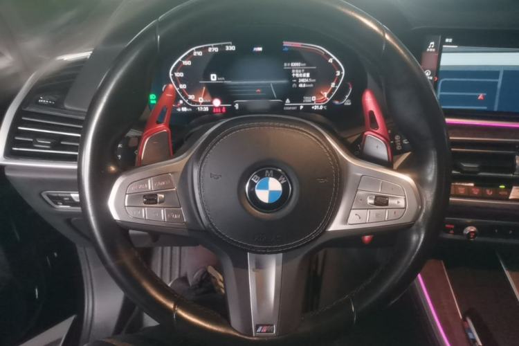 Used BMW X5 2022 Restyled xDrive 30Li Luxury Version M Sport Package Steering Wheel