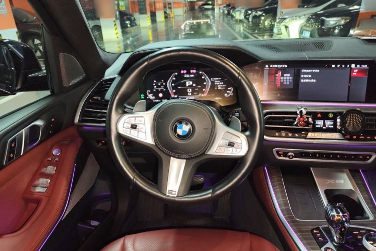 Used BMW X5 2022 Restyled xDrive 40Li M Sport Package Steering Wheel