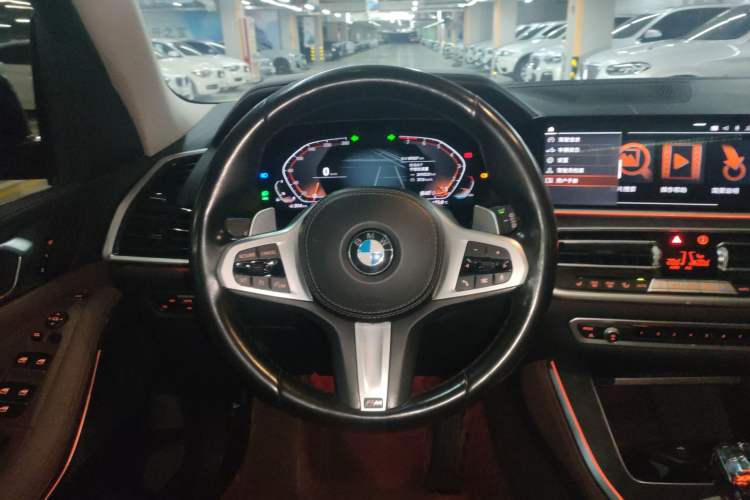 Used BMW X5 2022 xDrive30i M Sport Package Steering Wheel